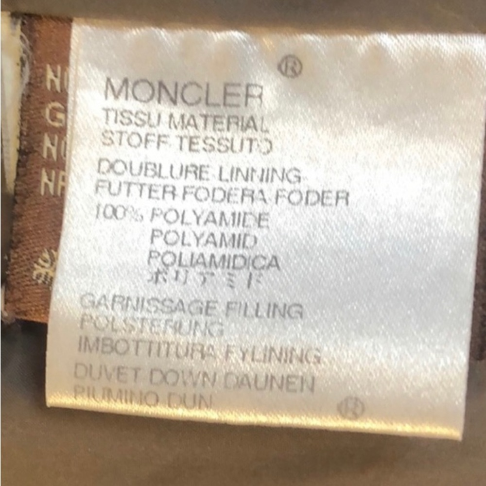 MONCLER - Classic Two-Way Zip Quilted Down Mid-Length Coat Size 1 - Picture 9 of 10